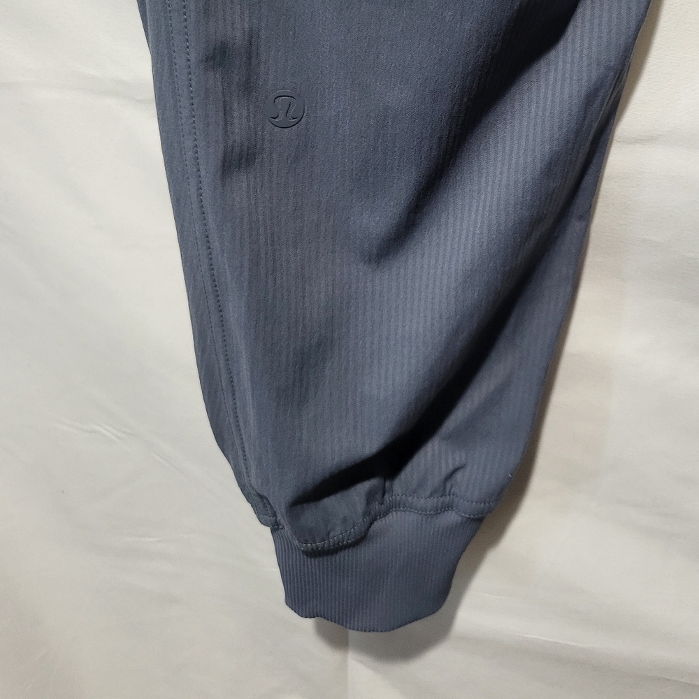 Lululemon Dance Studio Joggers - Picture 8 of 9